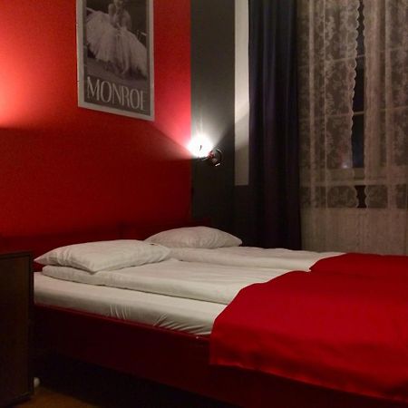 Tramp Aparthostel Krakow Luaran gambar