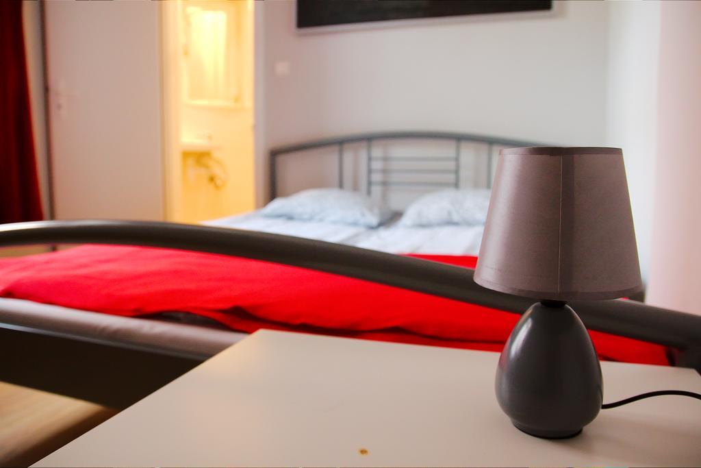 Tramp Aparthostel Krakow Bilik gambar