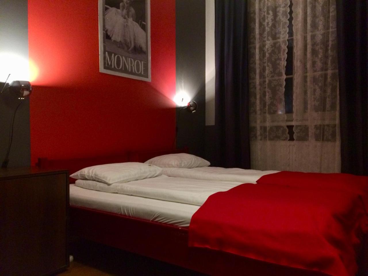Tramp Aparthostel Krakow Luaran gambar